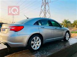 كرايسلر 200